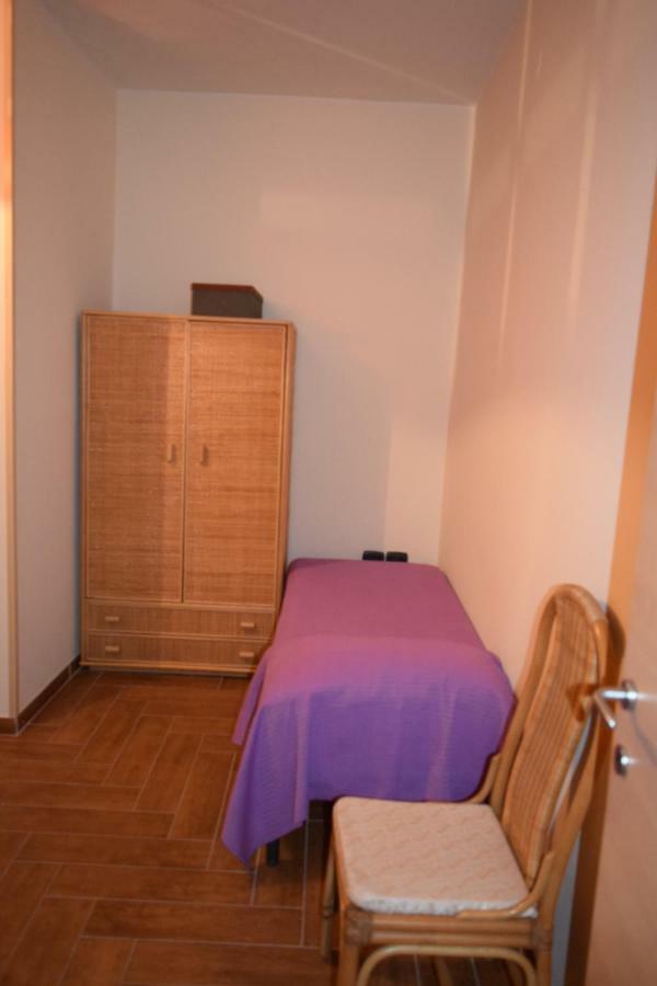 Bed &Breakfast Pinetamare Bed & Breakfast กัสเตลโวลตูร์โน ภายนอก รูปภาพ